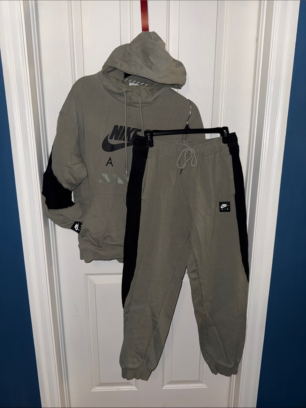 Nike Mens Olive & Black Hoodie and Jogger Set